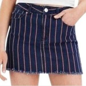 American Eagle NWT Skirt Sz 0 Red White and‎ Blue Vertical Striped Denim Mini
